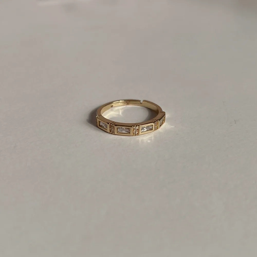 Alice Ring